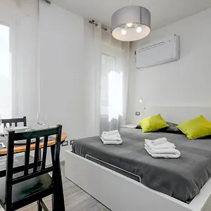 Taurus Appartamento Desenzano del Garda