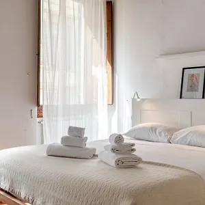 Dieffe - Sweet Dreams In Apartment