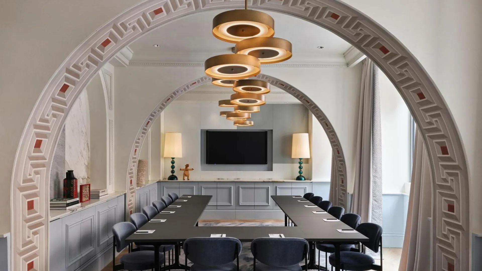 W Rome Hotel 5*,